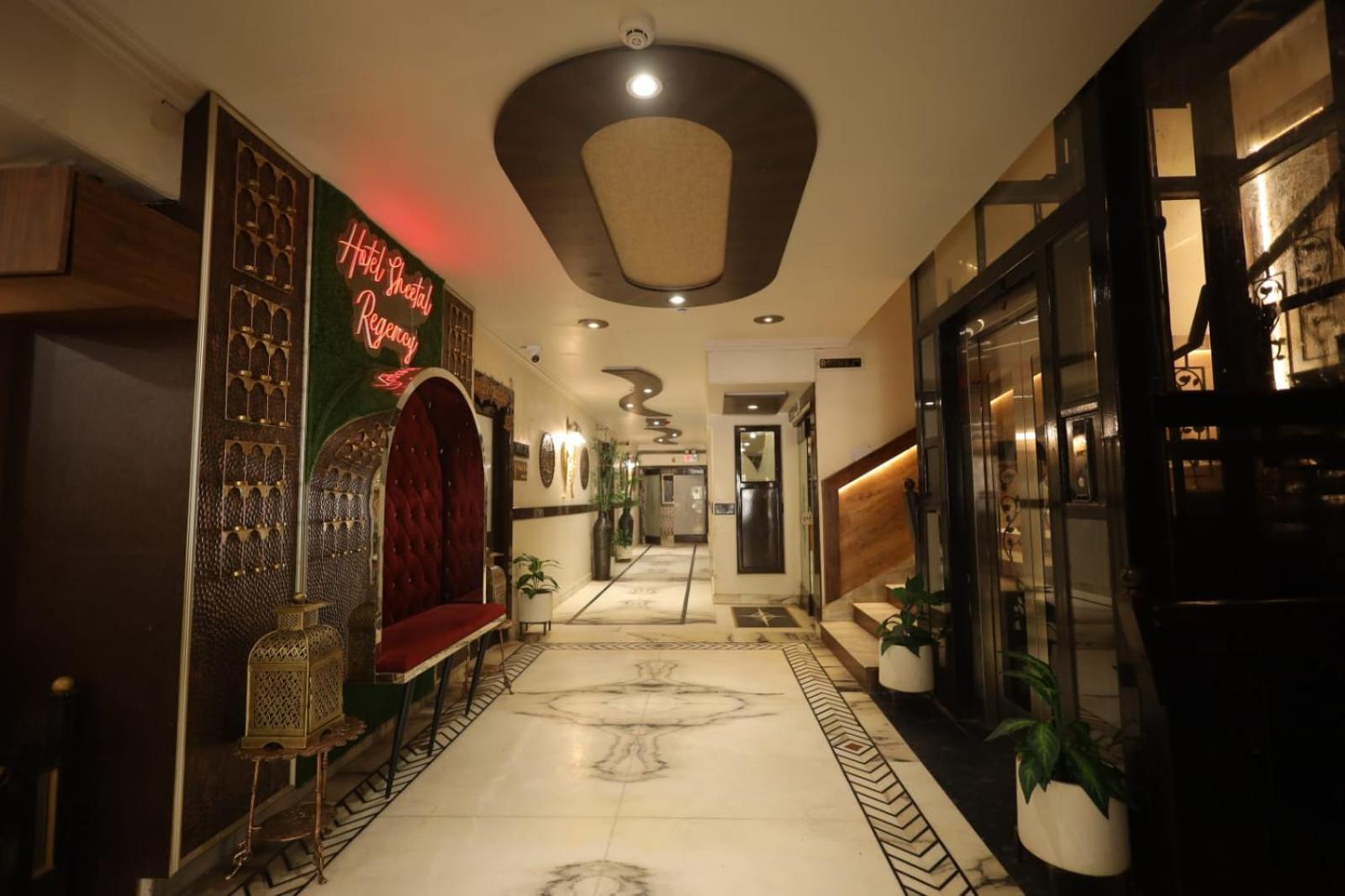 Hotel Sheetal Regency,Near Janambhumi Матхура Экстерьер фото