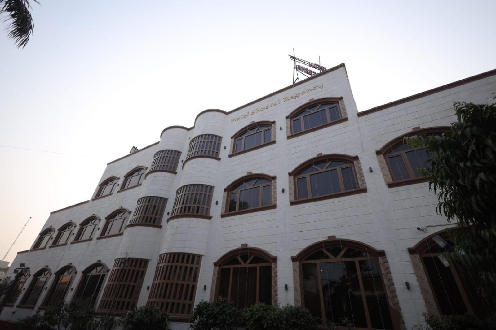 Hotel Sheetal Regency,Near Janambhumi Матхура Экстерьер фото