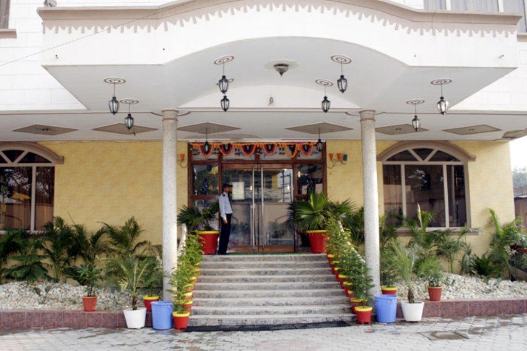 Hotel Sheetal Regency,Near Janambhumi Матхура Экстерьер фото