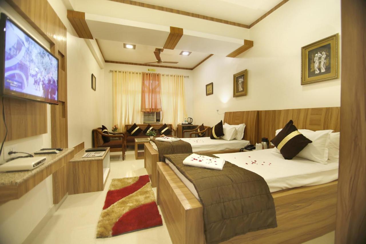 Hotel Sheetal Regency,Near Janambhumi Матхура Экстерьер фото