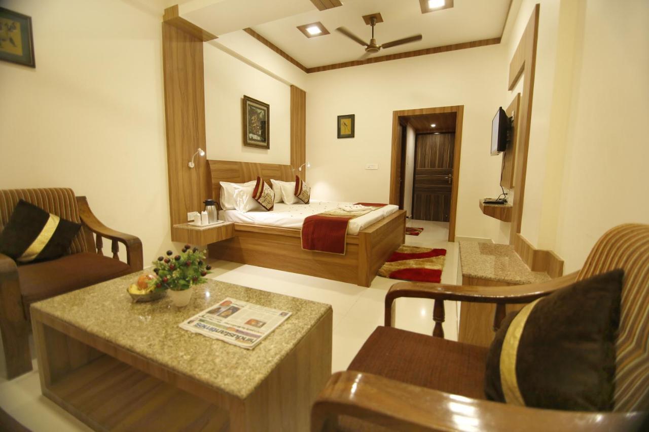 Hotel Sheetal Regency,Near Janambhumi Матхура Экстерьер фото